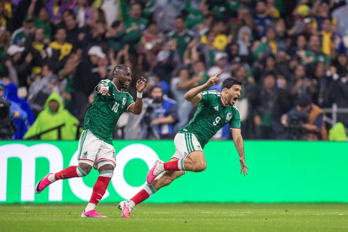 Infantino promete levar México à Conmebol caso reeleito e choca federações