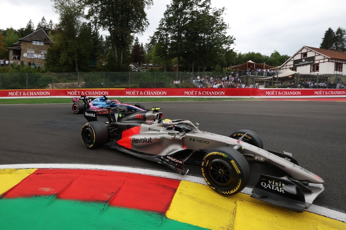 Bortoleto Defends F1's New Electric Cars Without Compromising Driver Style