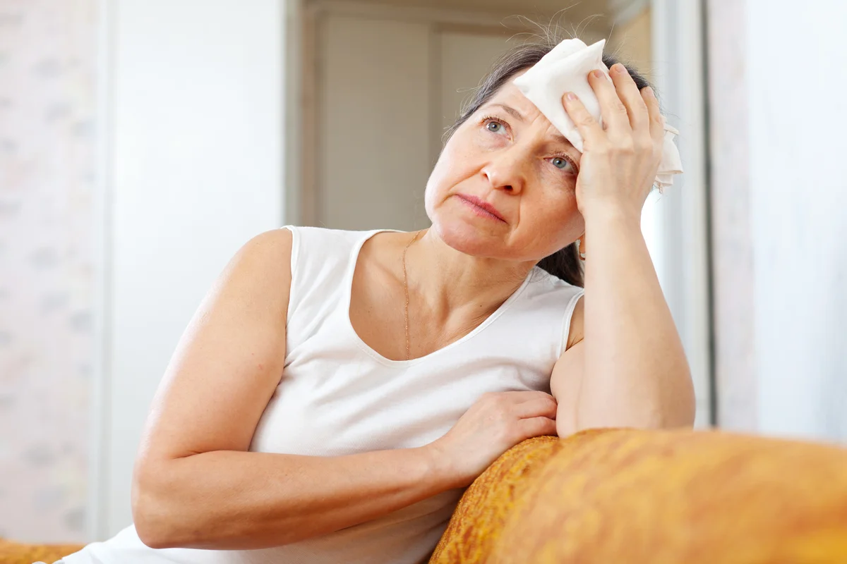 Menopausa altera proteínas do sangue ligadas ao Alzheimer, aponta estudo canadense
