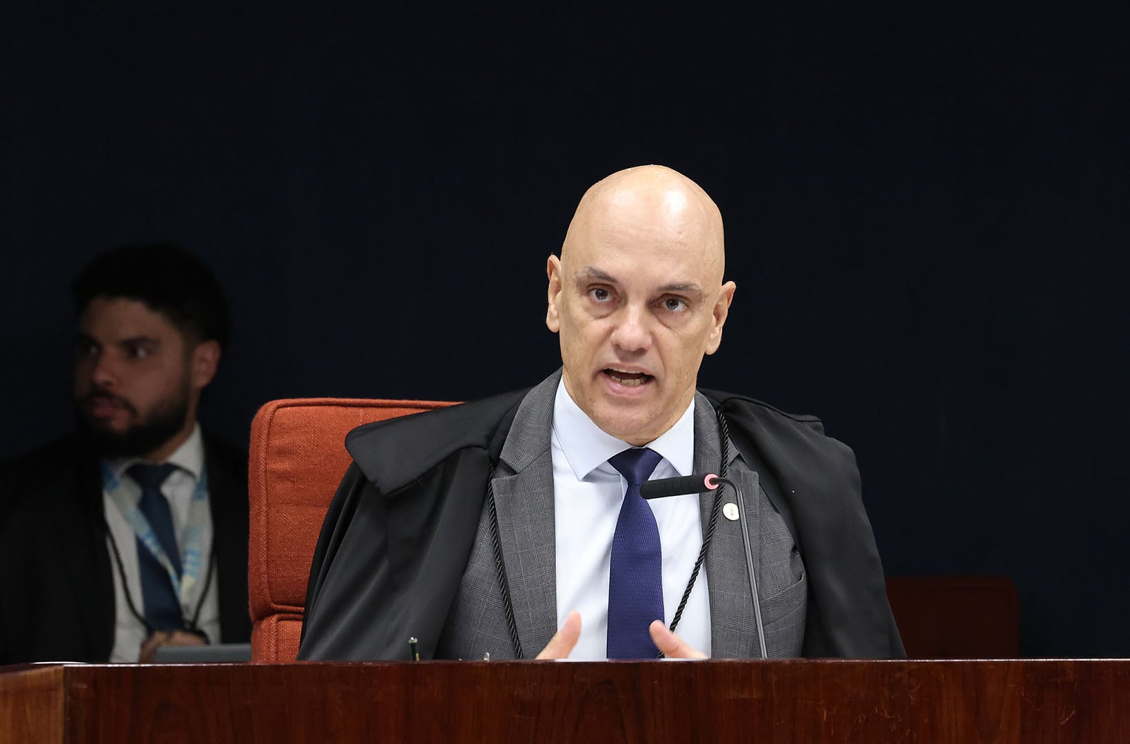 Empresário pede afastamento de Moraes do STF
