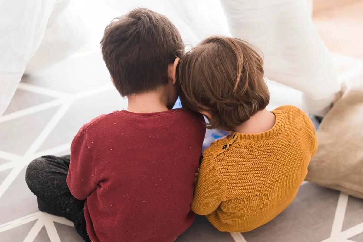 Ordem de nascimento pode aumentar risco de TDAH e autismo