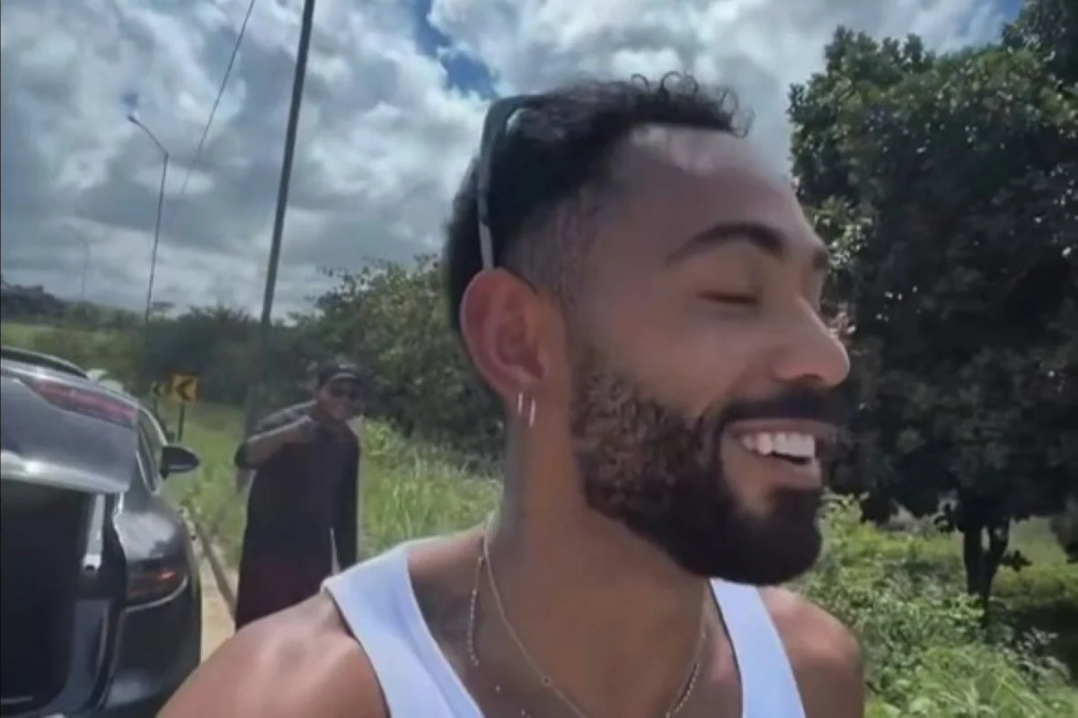 Matheus Cunha pede divulgação nas redes em troca de conserto do carro