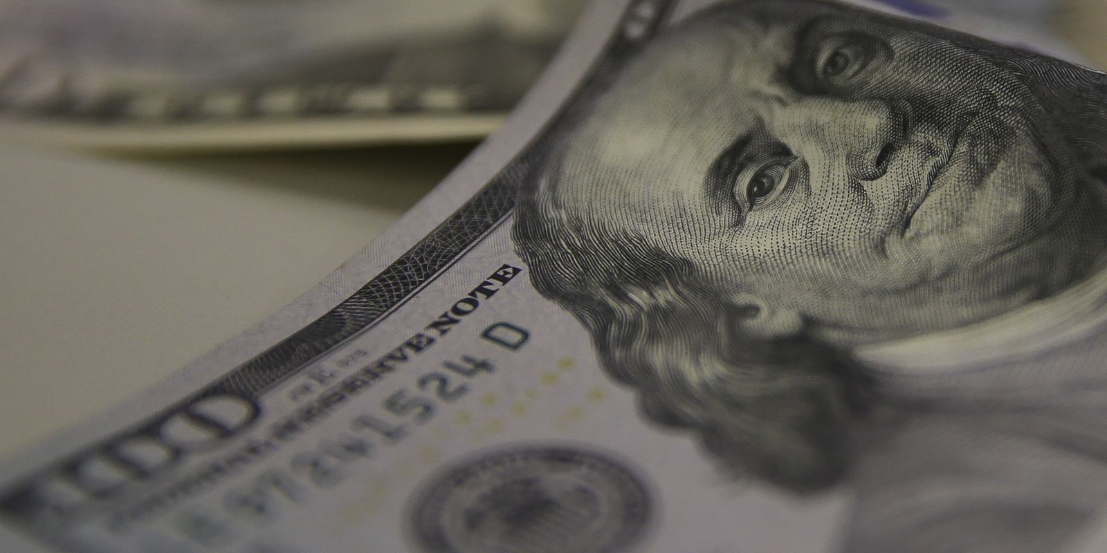 Tarifaço de 25% sobre Brasil vige; entenda implicações econômicas