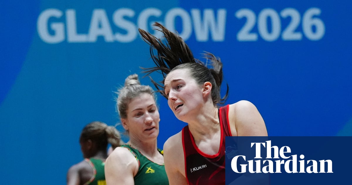 Pearson Perfect as England Beats South Africa, Locks Semi-Final Spot Against New Zealand