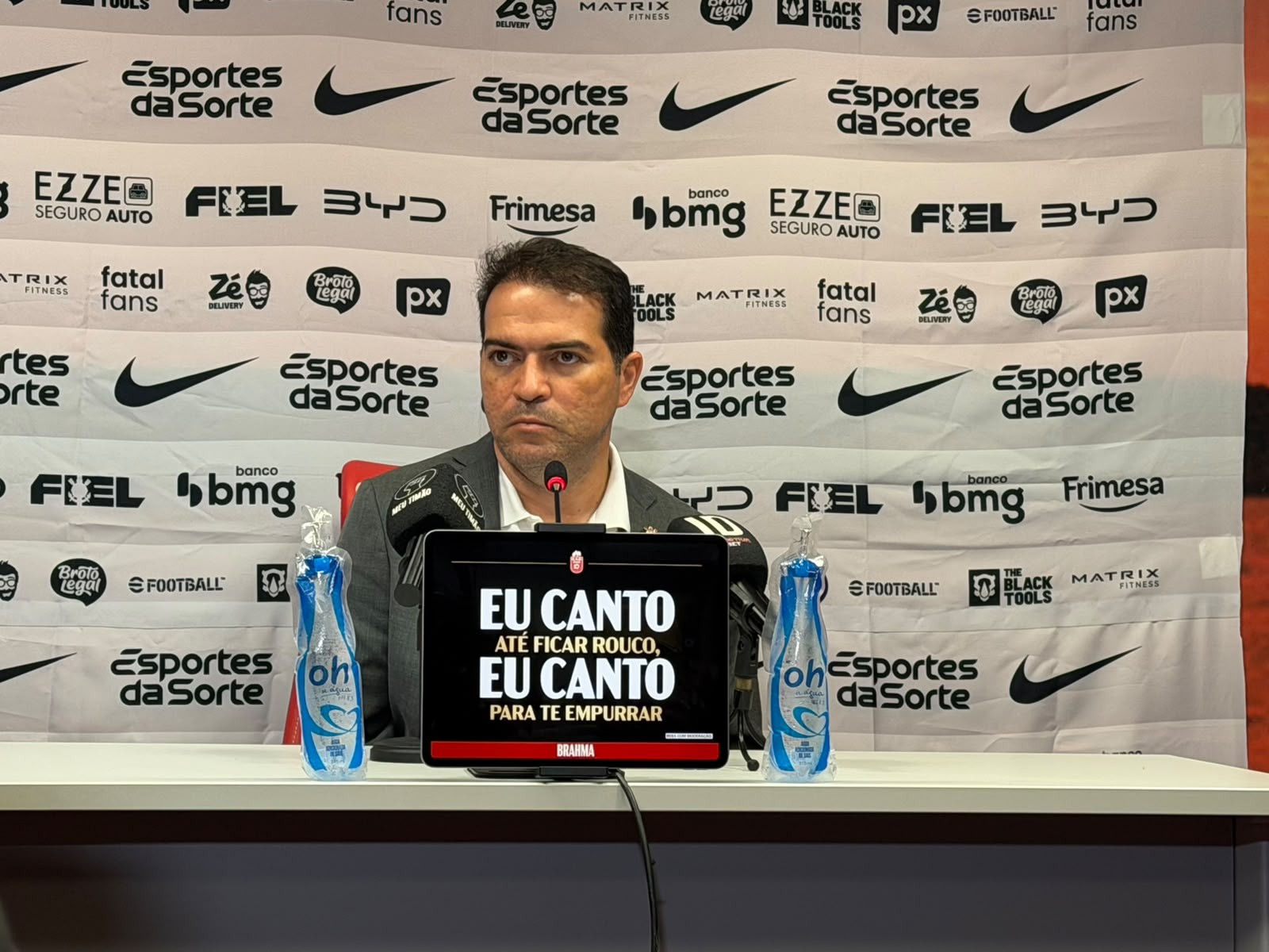 Marcelo Paz diz que jogadores do Corinthians foram intimidados por árbitro: 'Causa estranheza'