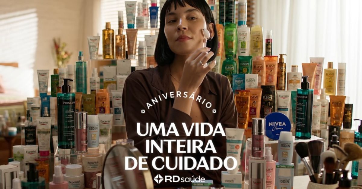 Raia e Drogasil: aniversário com prêmios de até R$ 200 mil e descontos de 60%