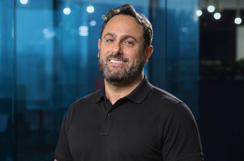 Salux Technology nomeia novo diretor comercial Rodrigo Romero para fortalecer presença no mercado