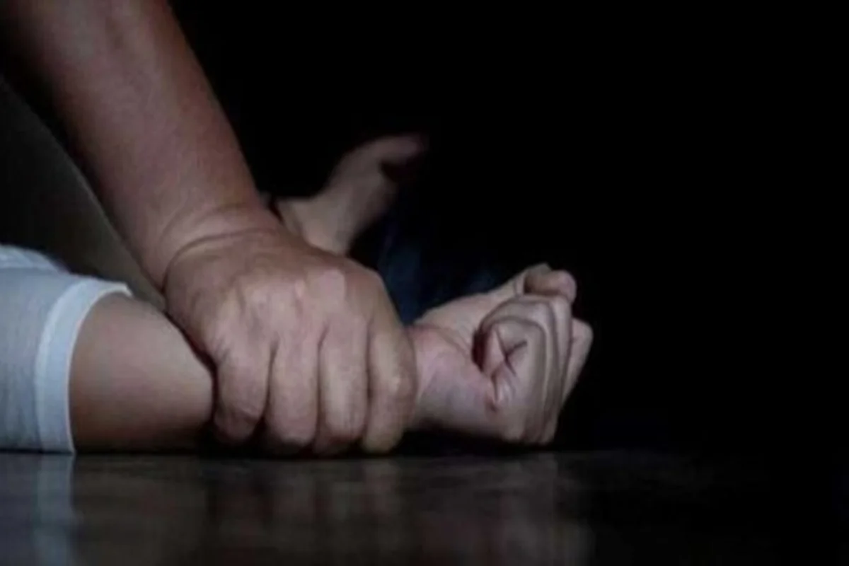 Pai de Santo Estupra Menina de 13 Anos em Terreiro no DF e Pega Prisão