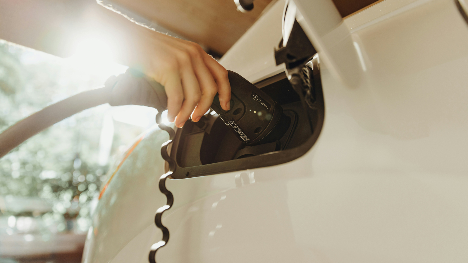 Carros Elétricos: As Principais Dúvidas de Consumidores Brasileiros sobre Preço e Autonomia