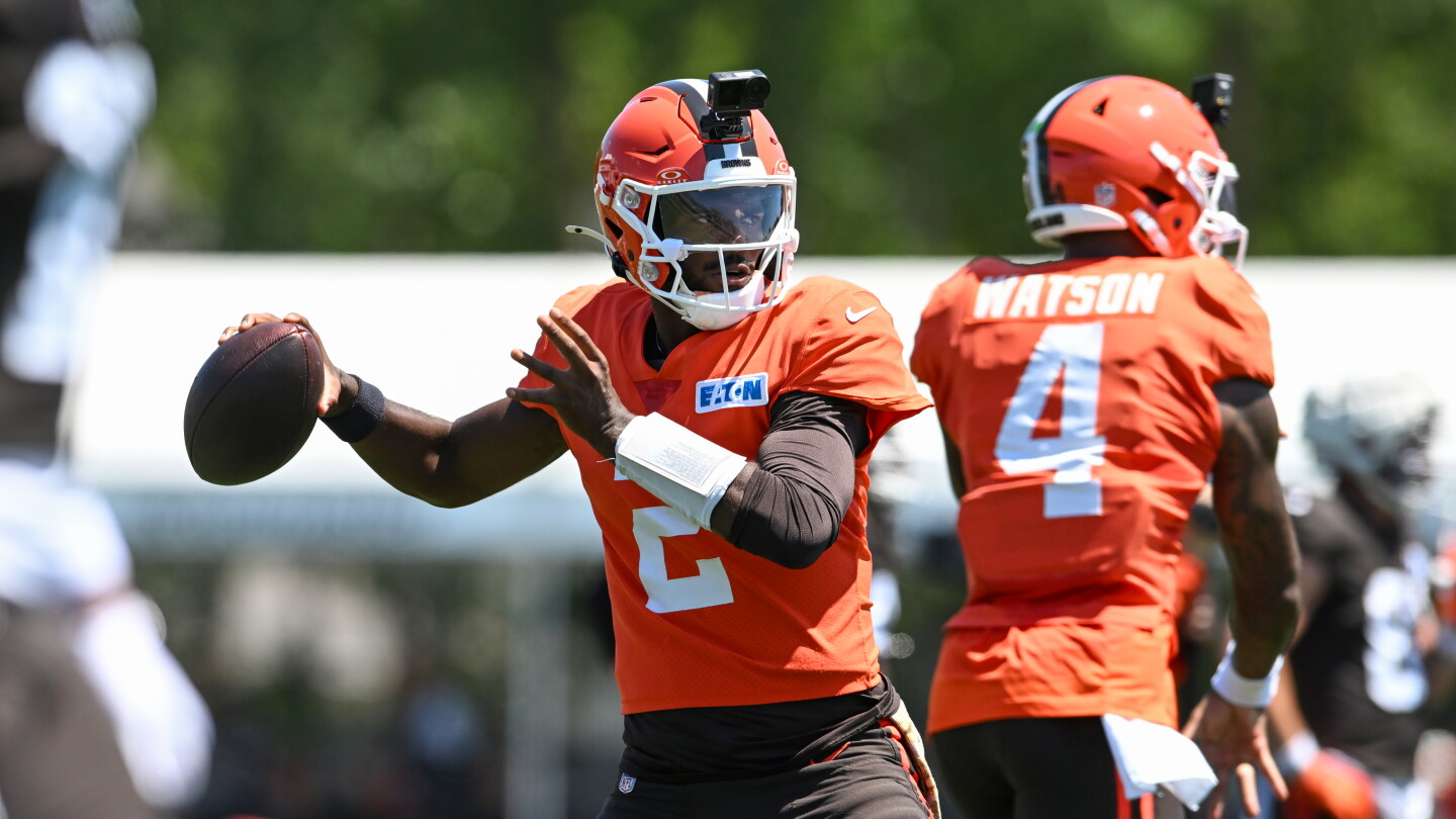 Browns Reveal Preseason QB Plan: Sanders, Watson Each Get a Start