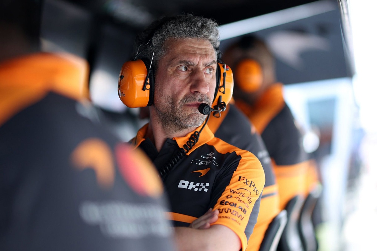 Ferrari's Andrea Stella Ensures Journalists Tidy Up During Interviews