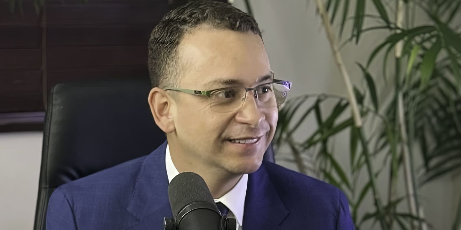 Advogada Bolsiviana Reage Após Tentações: Causa Vira Debate sobre Atentado e Política