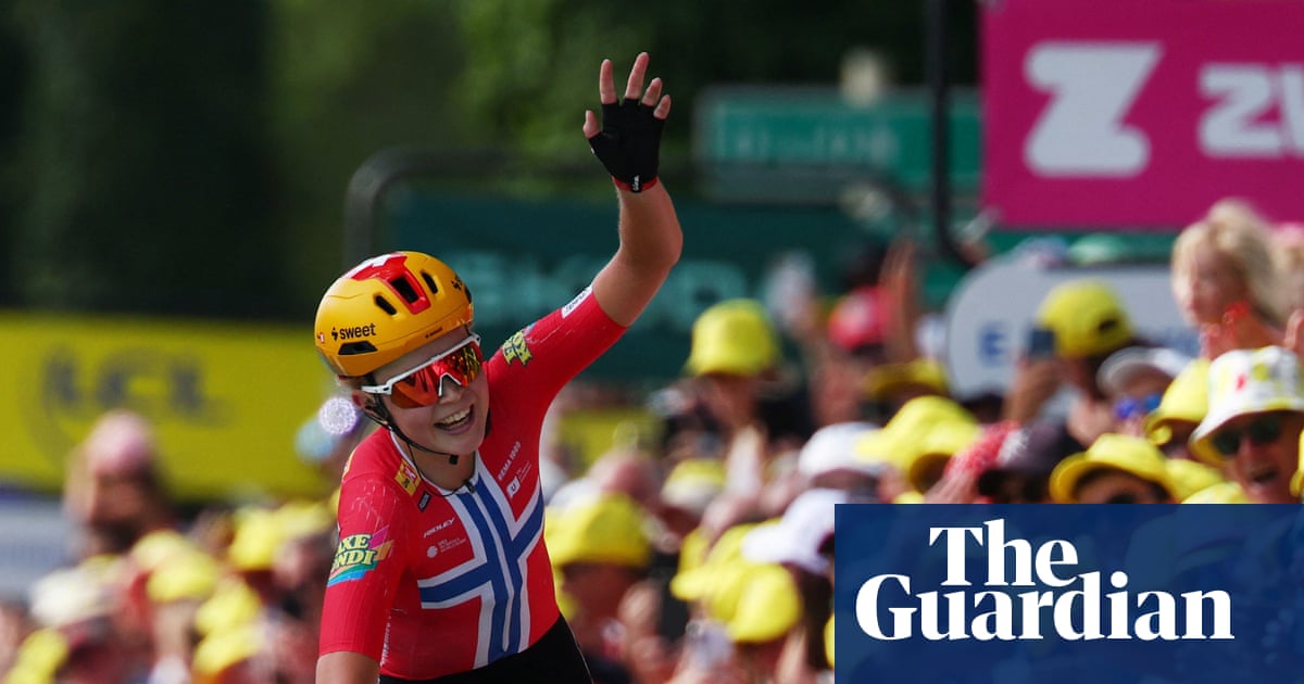 Norwegian Cyclist Haugset Triumphs in Tour de France Femmes Stage Win
