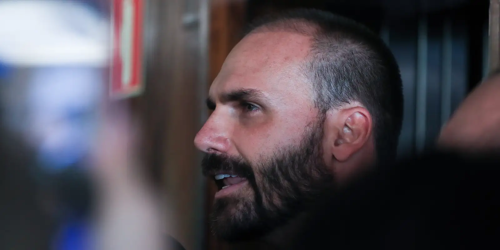 STF mantém condenação de Eduardo Bolsonaro a 4 anos e 2 meses de prisão