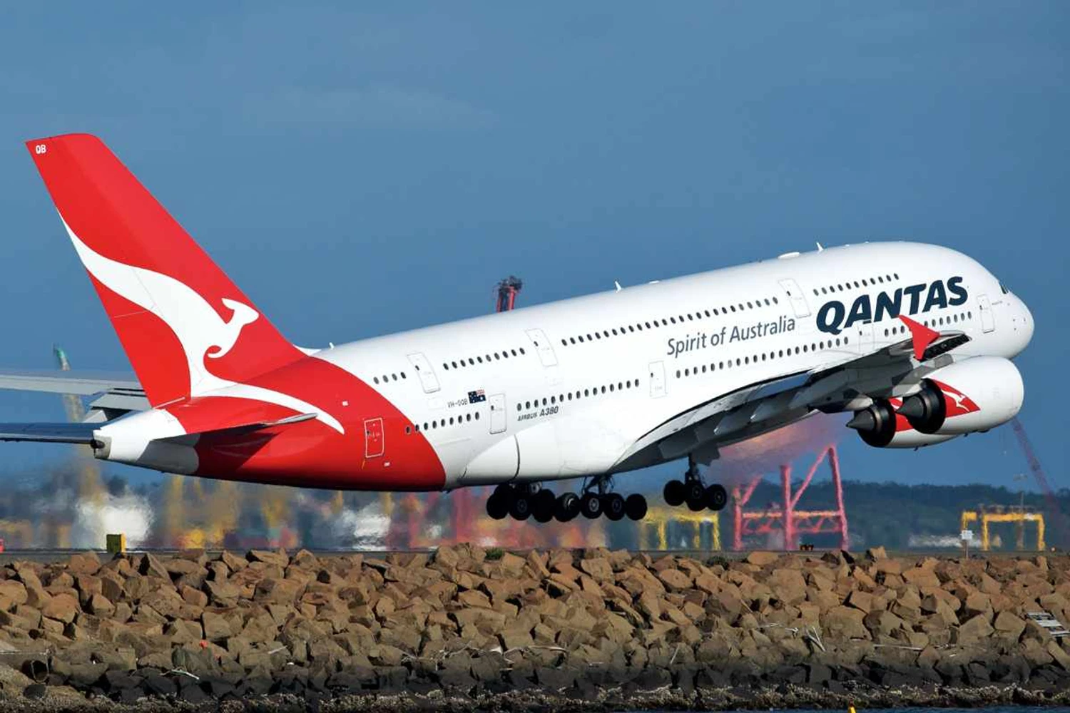 Qantas antecipa aposentadoria do Airbus A380 para 2028, quatro anos antes do previsto