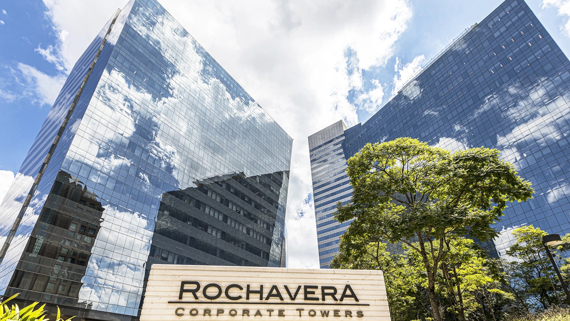 Escritórios de São Paulo Rebootam — E Como Investir?
