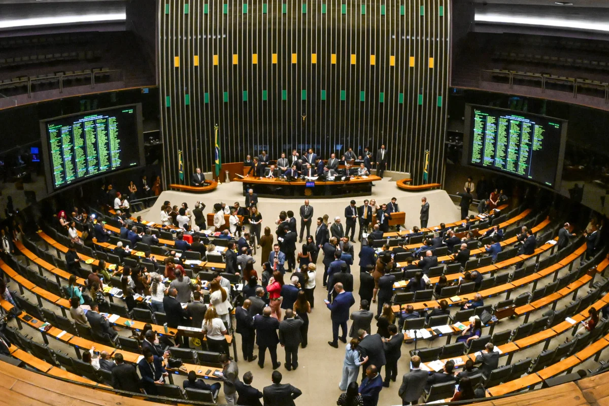 Câmara Defende Indicações de Emendas Parlamentares