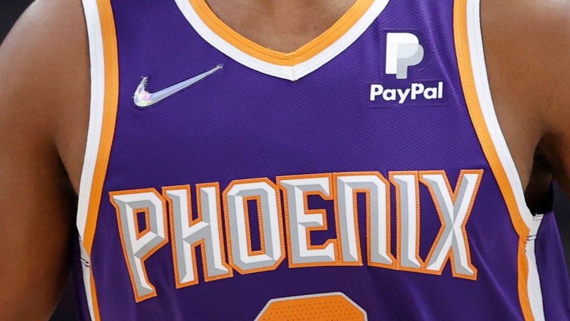 Phoenix Suns Instalam Telão Gigante no Footprint Center