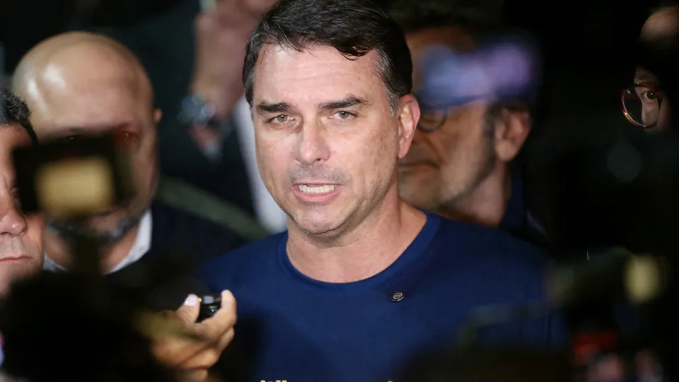 PF nega estar envolvida no vazamento do áudio de Flávio Bolsonaro
