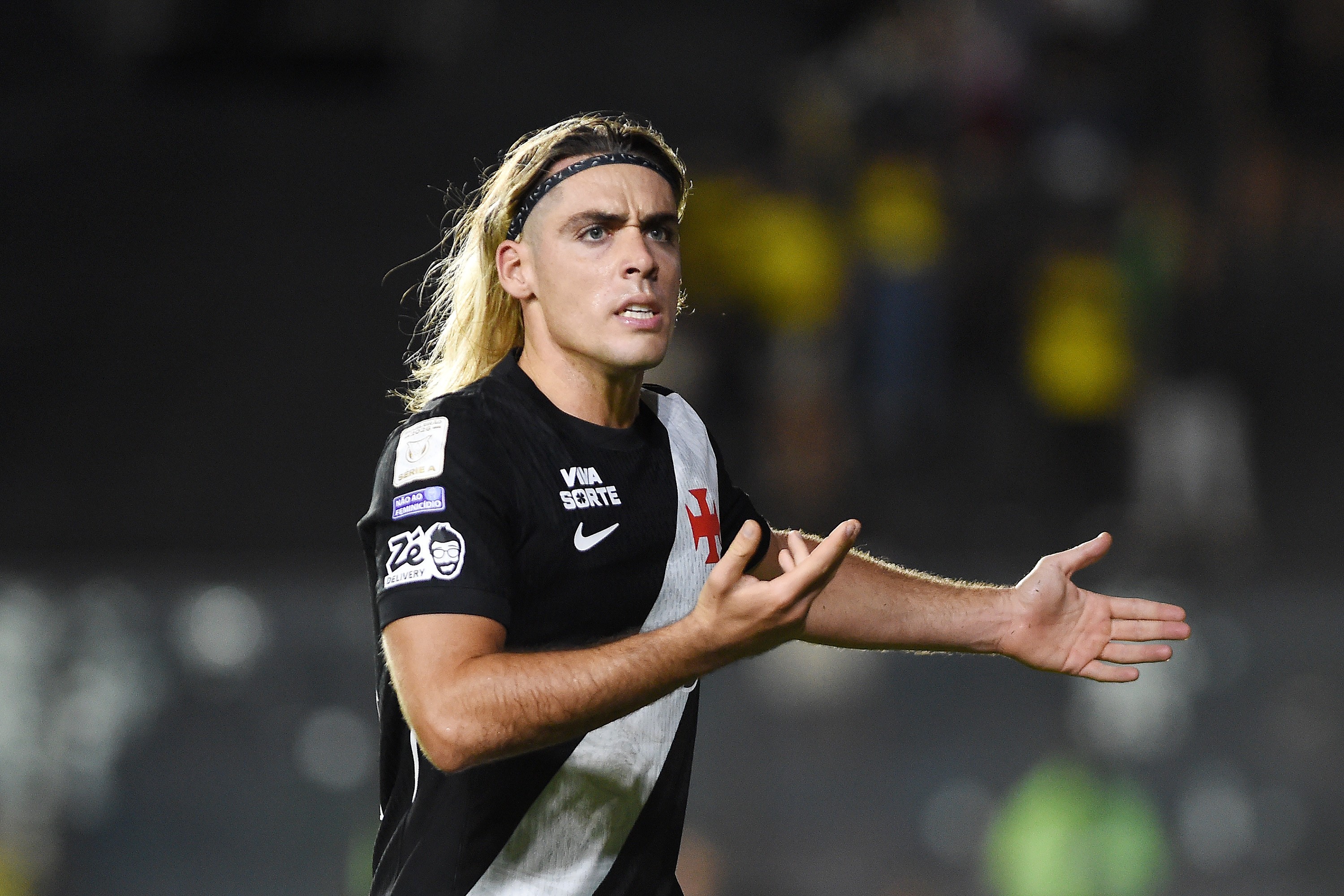 Vasco paga caro por erros bobos e inicia sequência decisiva no Z-4