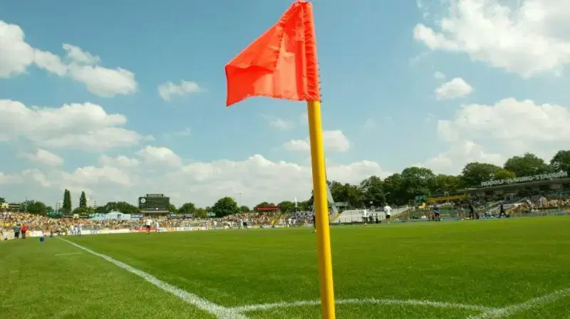 Female Referee Concussion as Players Brawl During Pre-Season Match