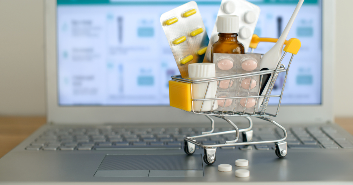 Preocupação com falsificação: 69% dos consumidores têm receio de comprar medicamentos pela internet