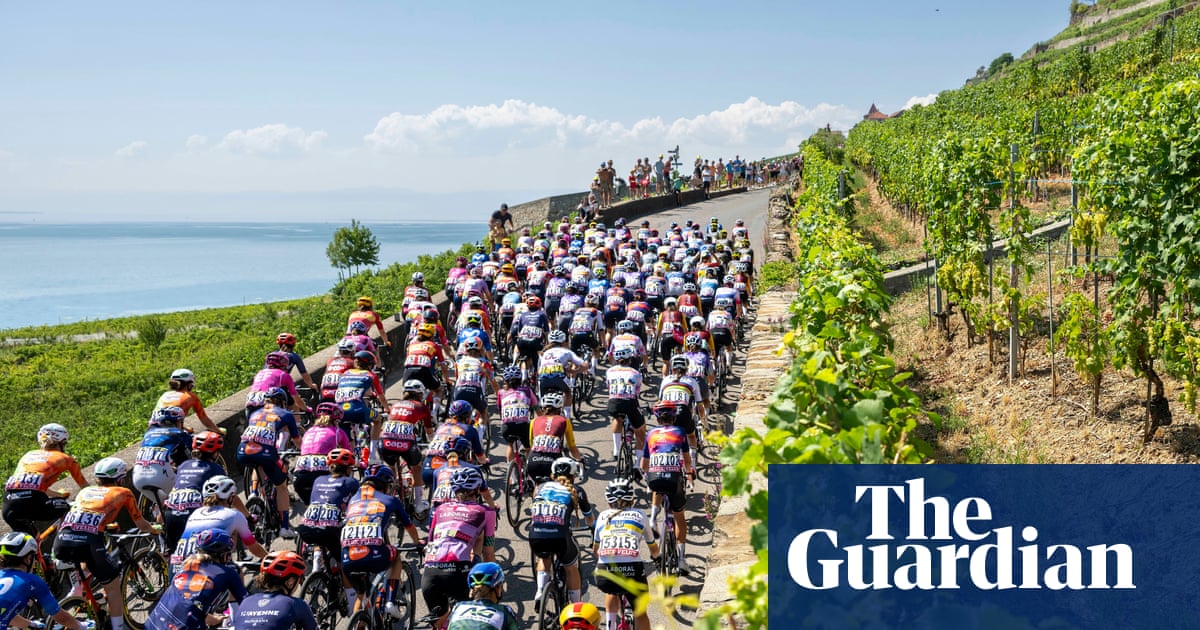 Tour de France Femmes Riders Face Chest Padding Checks Before Critical Stage