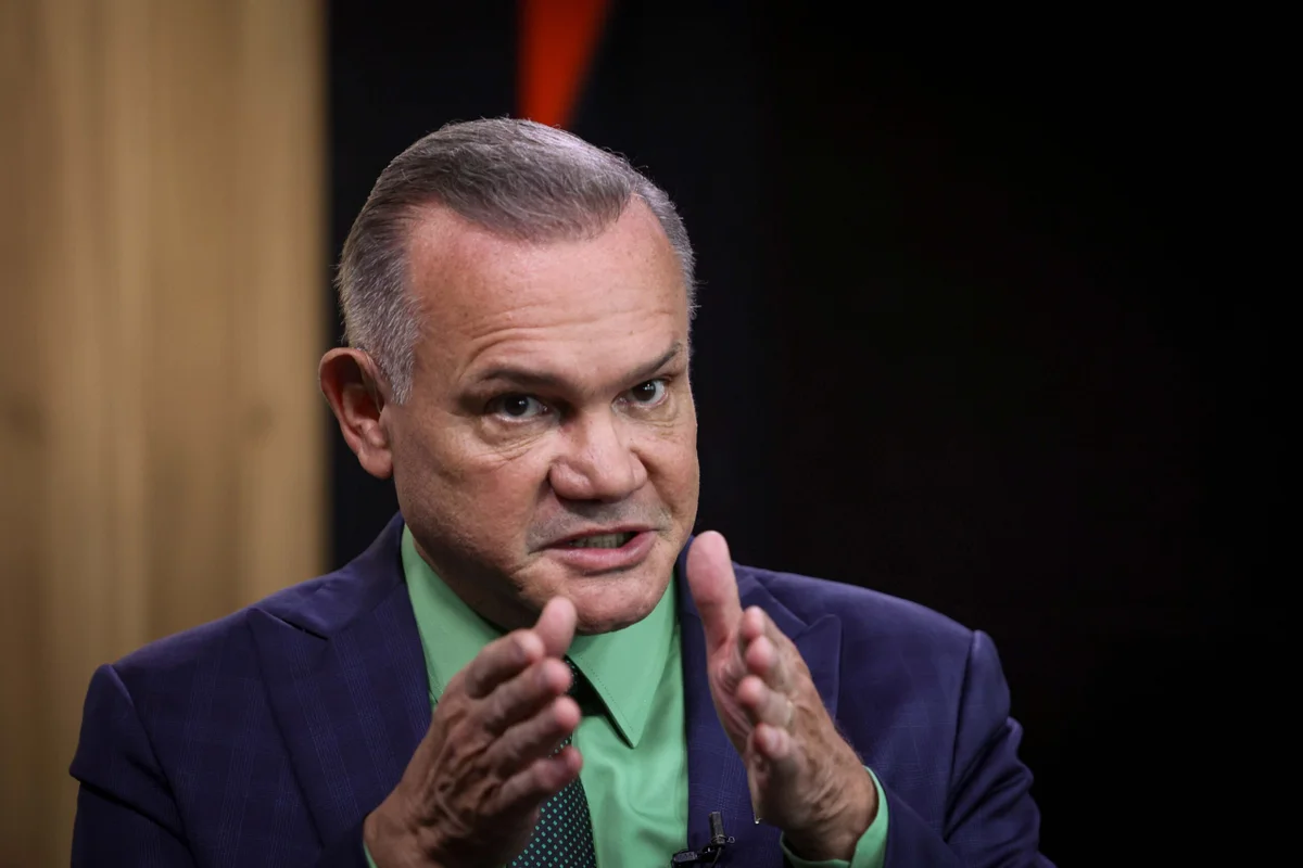 Wellington Fagundes lidera corrida pelo governo de MT