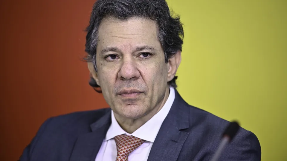 Haddad anuncia campanha com foco no centro e na retórica econômica