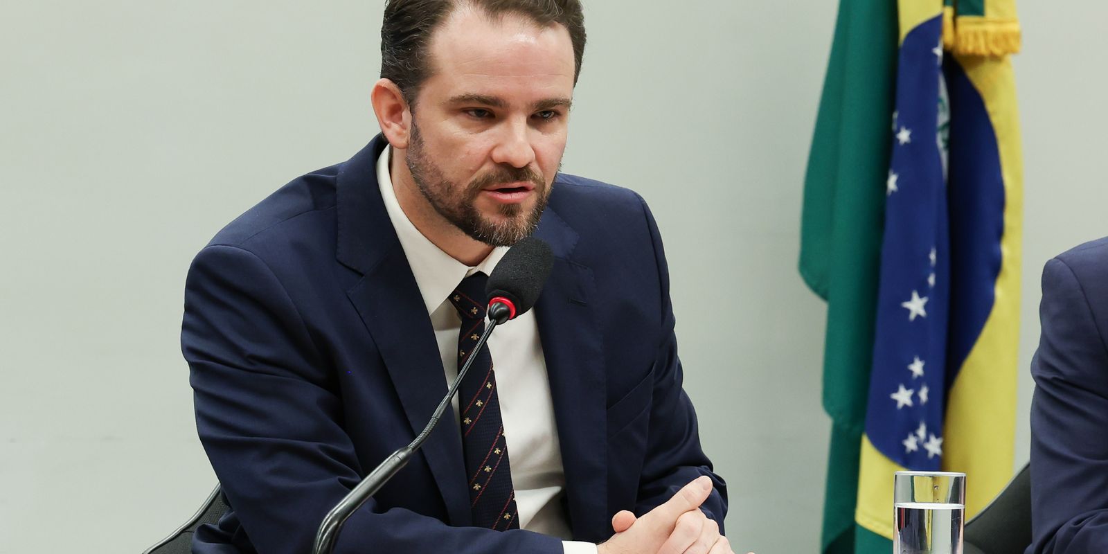 Fazenda libera empréstimos com aval da União de R$ 12,9 bilhões