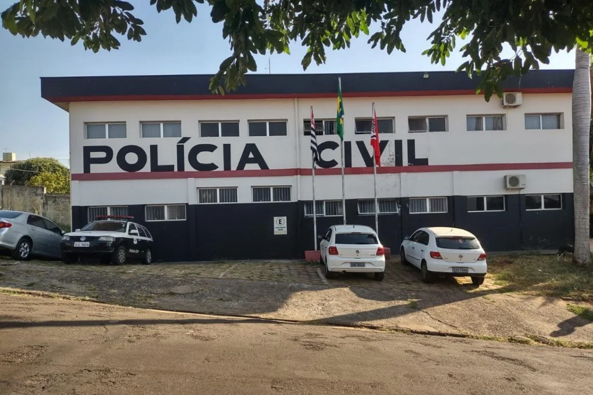 Jovem de 19 anos é detido por 'campeonato de cheira pó'