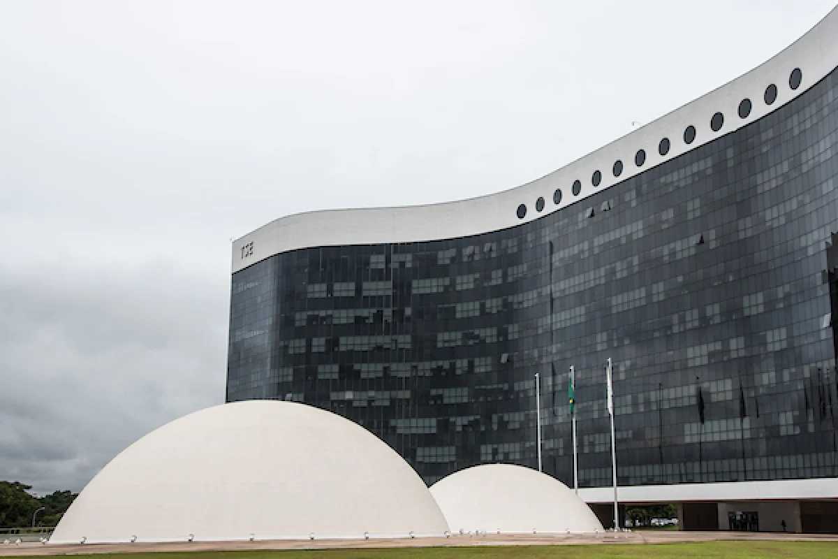 DF Registra Maior Número de Denúncias de Propaganda Eleitoral Irregular em Cinco Dias