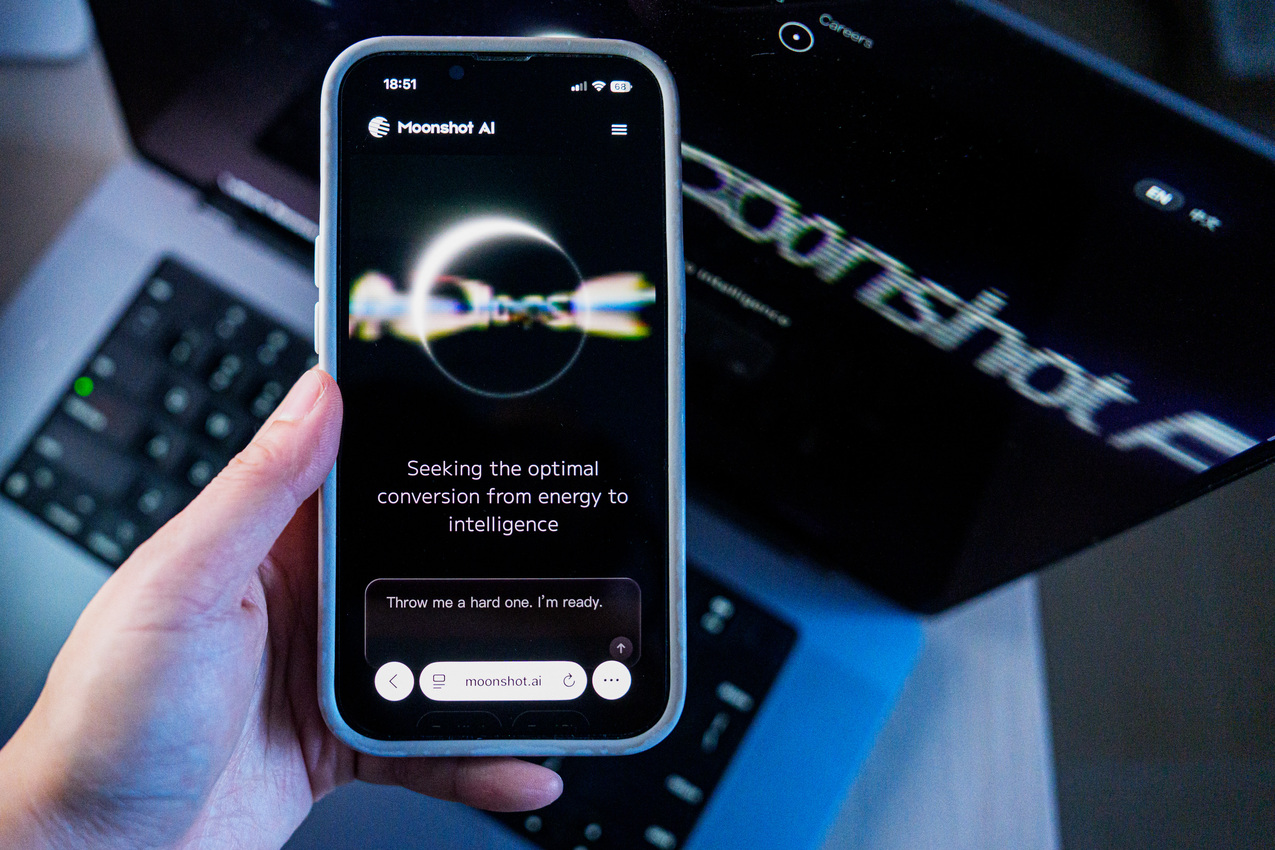 Startup Moonshot libera modelo de IA Kimi K3 gratuitamente