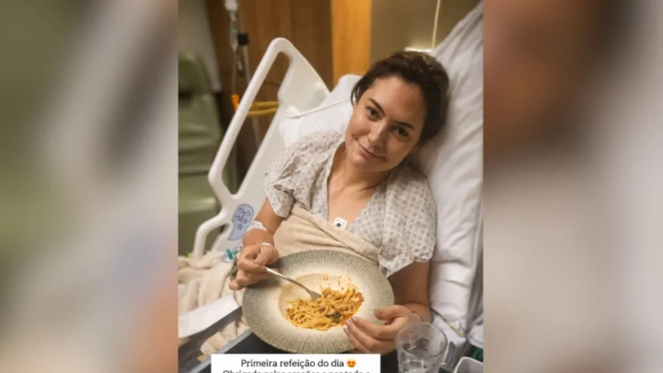 Michelle Bolsonaro posta de hospital e agradece orações em meio a exames