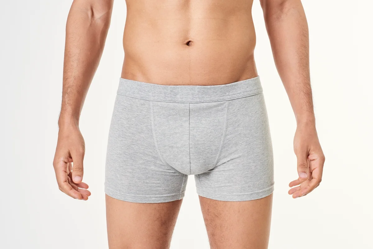 Cueca apertada pode prejudicar a qualidade dos espermatozoides, alertam urologistas