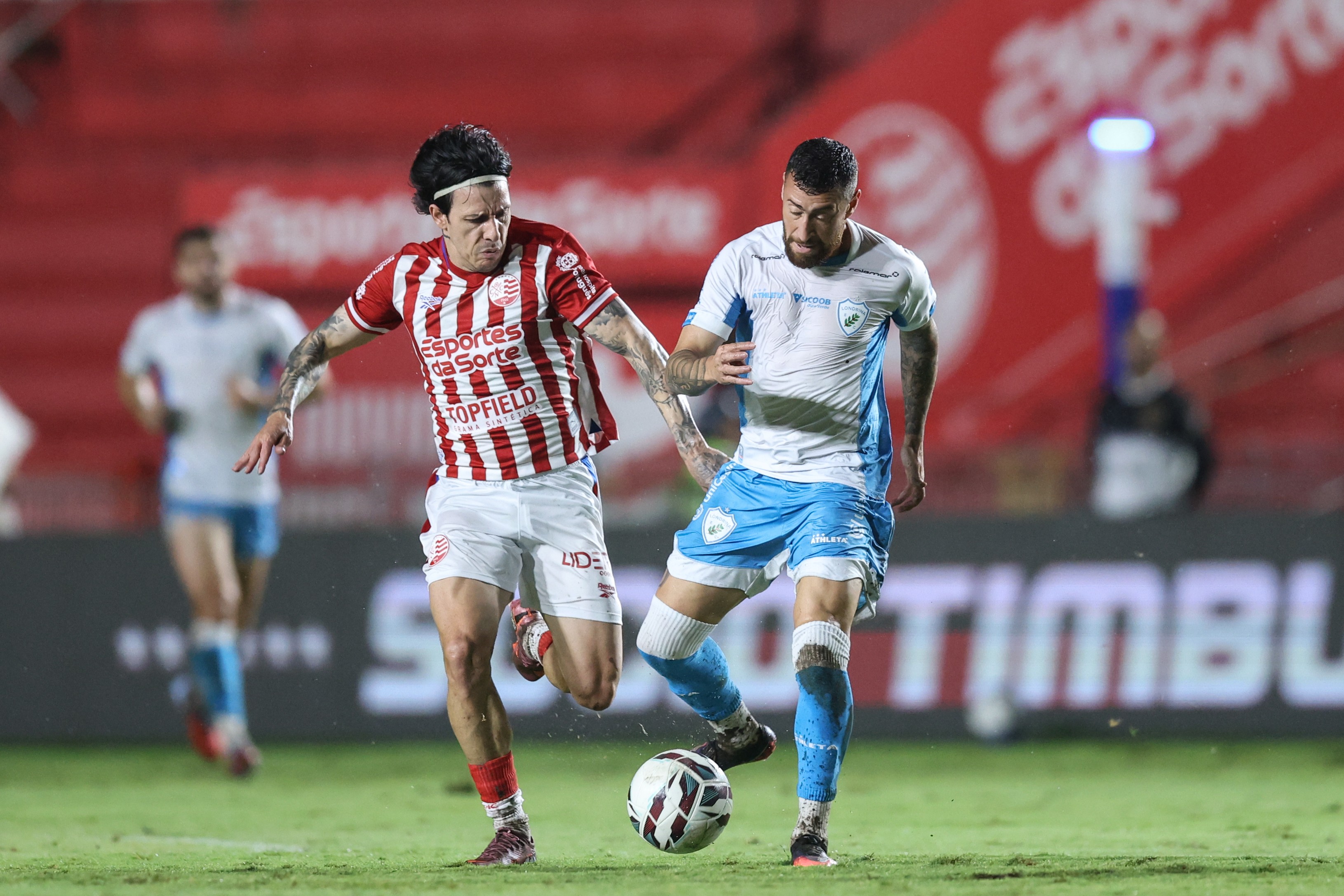 Jean Carlos é o Herói do Náutico em Nova Vitoria