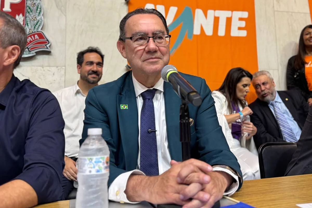 Augusto Cury propõe semipresidencialismo e reforma do STF em plano de governo
