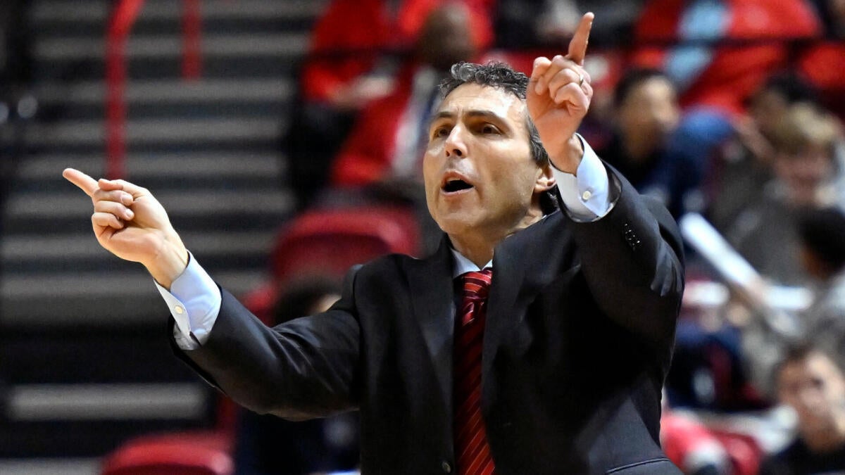 UNLV Basketball Coach Walks Back Sale Comments