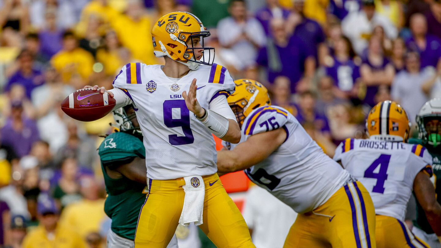 Joe Burrow Addresses Jayden Daniels' LSU Jersey Number Controversy