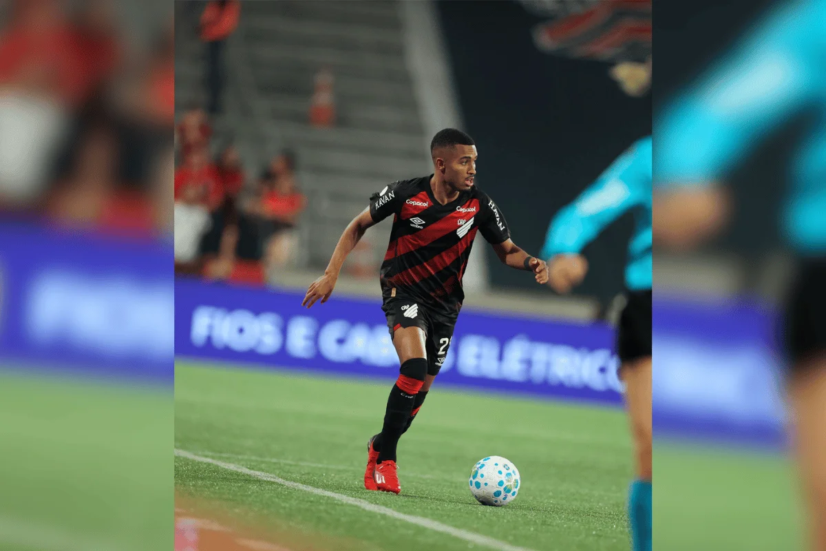 Athletico-PR bate Vitória por 2 x 0 nas oitavas da Copa do Brasil