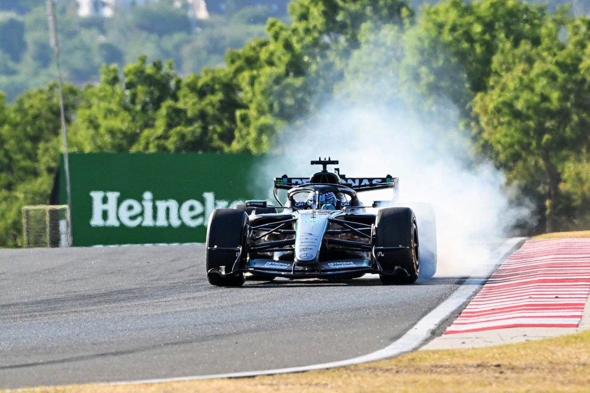 Mercedes Driver Russell to Keep Grid Place but Gets Engine Change for Hungary
