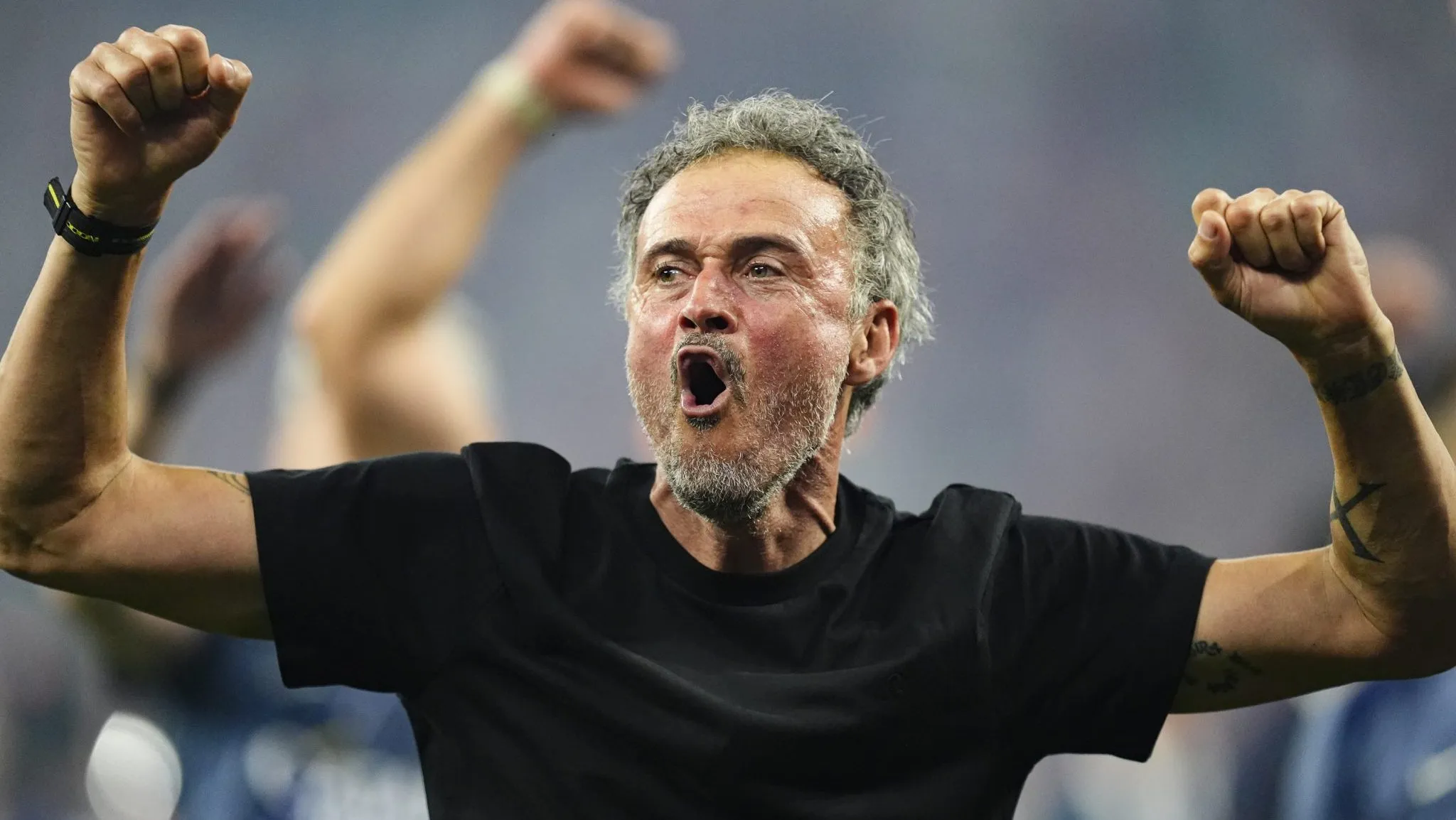 PSG Define Zagueiro Destro como Prioridade para Reforçar defesa