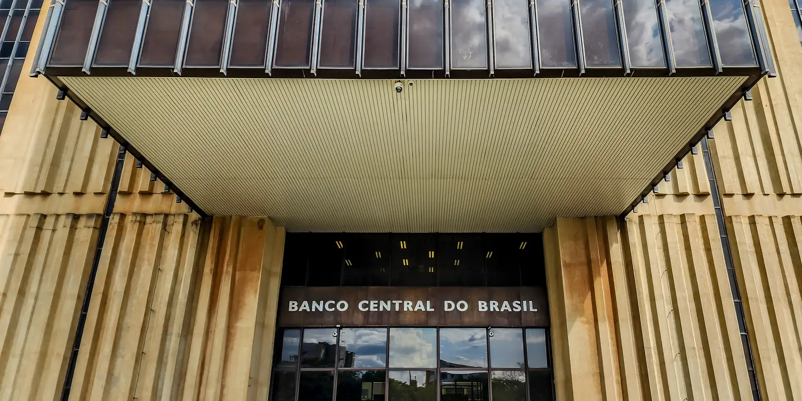 Copom Inicia Reunião que Definirá Selic para 2026