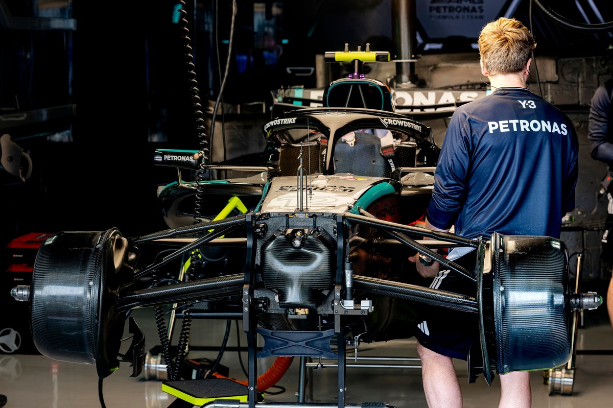Mercedes Tackles Upgrades as F1 Adapts to New Rules