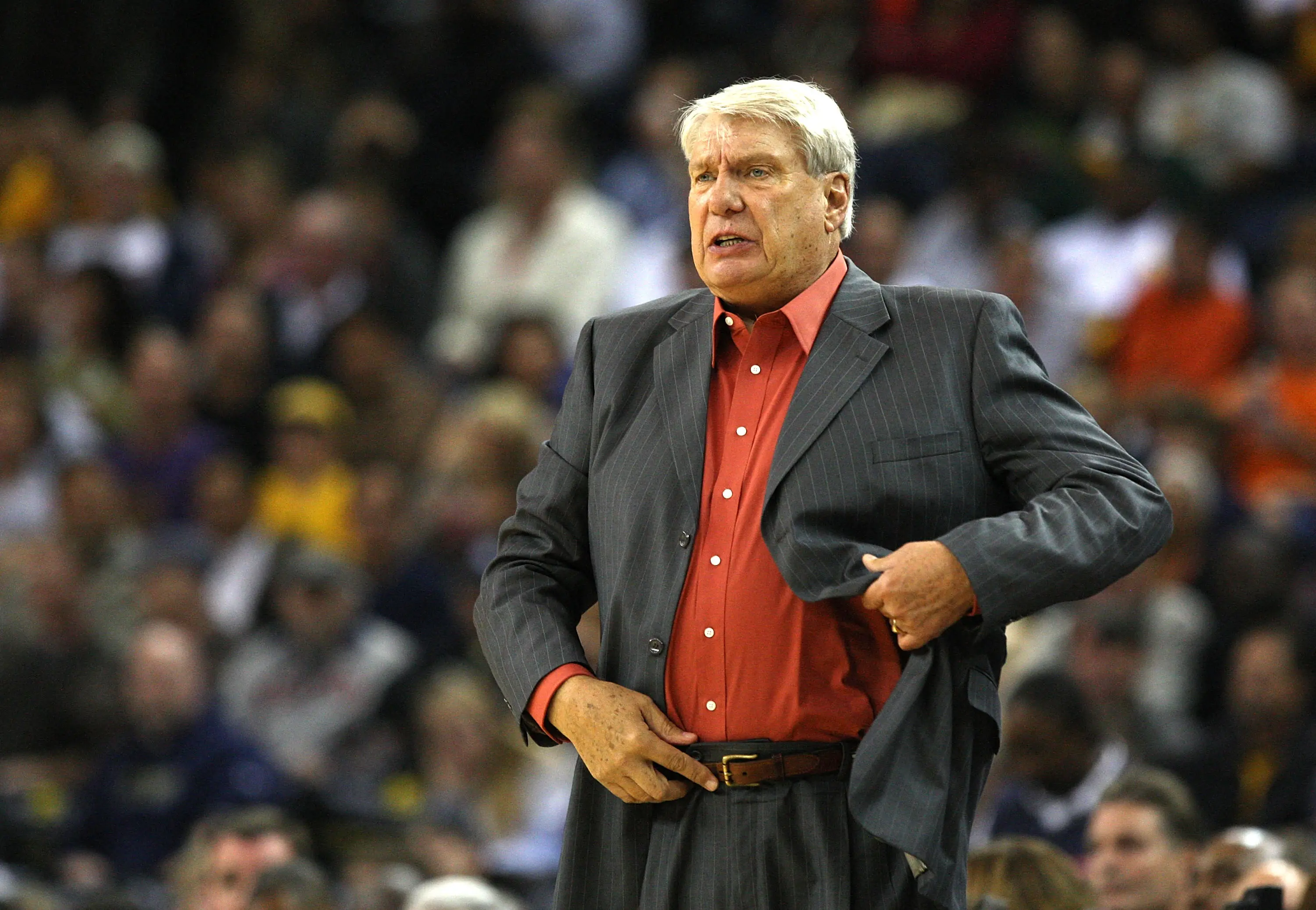 Don Nelson, lenda da NBA como jogador e técnico, morre aos 86 anos