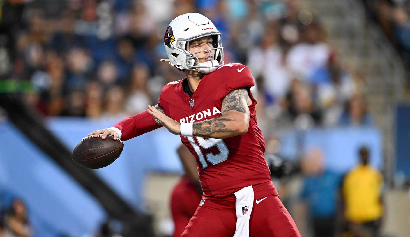 Carson Beck and Haynes King Steal Show in Hall of Fame Game