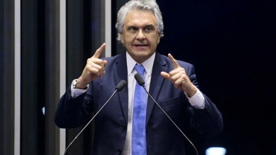 Caiado nega proposta a Zema para desistência da Presidência e ir ao Senado