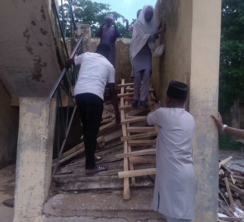 School staircase collapse leaves students safe but classrooms crowded