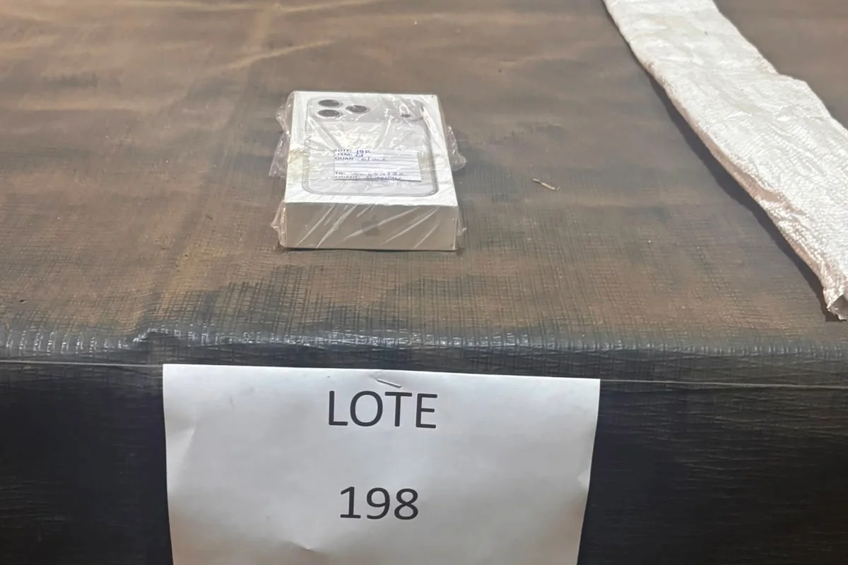 Receita Federal Leiloa Iphone 17 Pro Max por R$ 4 Mil Em SP