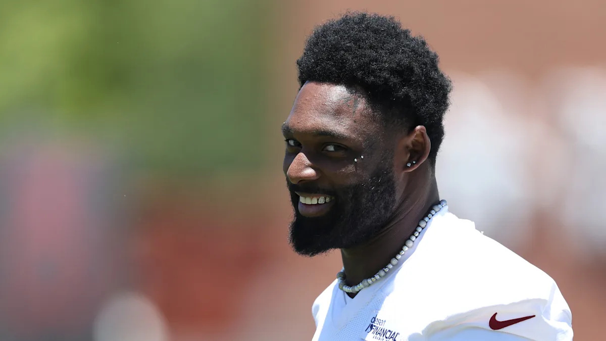 Mike LaFleur Confirms Josh Sweat Will Peak for Cardinals in Opener
